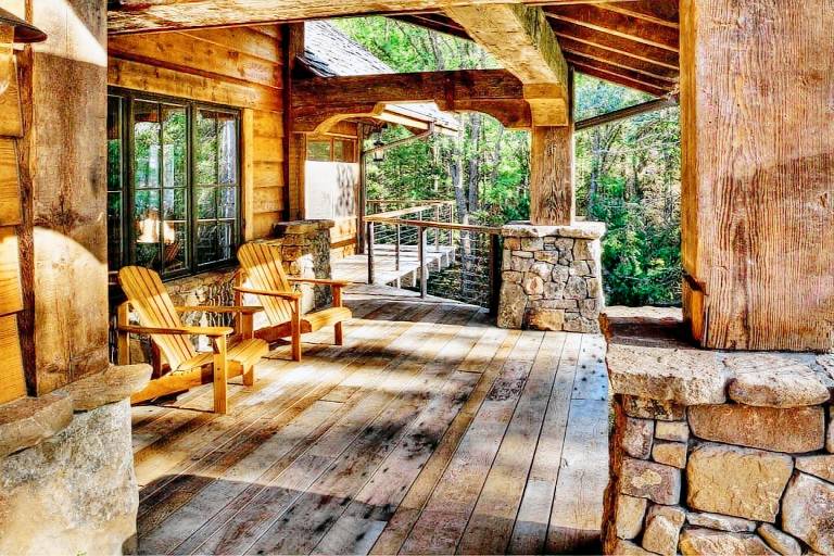 Cabin  Lake Shore