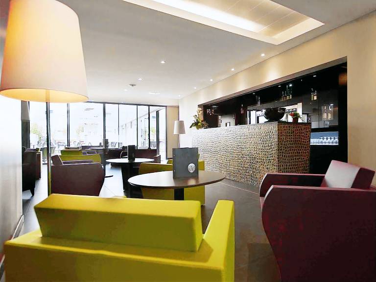 Hôtel Mercure Villefranche-en-Beaujolais - Ici & Là in Villefranche-sur-Saône