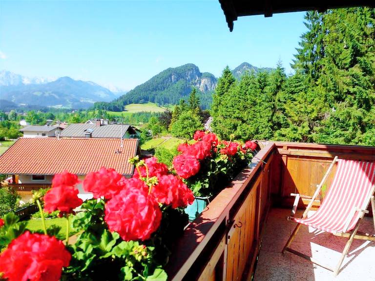 Rental apartment with BBQ, garden & patio — photo 4
