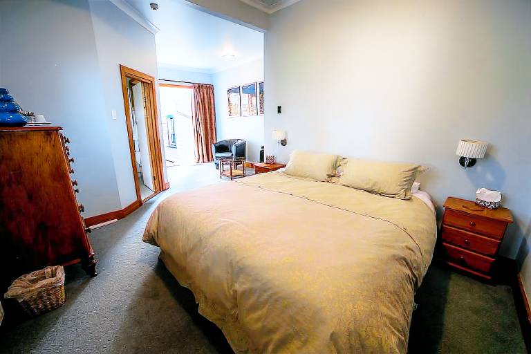 Bed and breakfast  Takaka