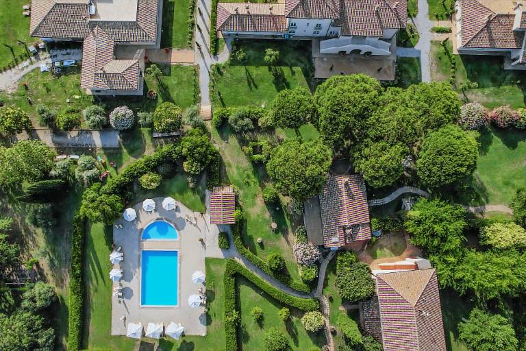Villa Toscana: Camera Suite — photo 4