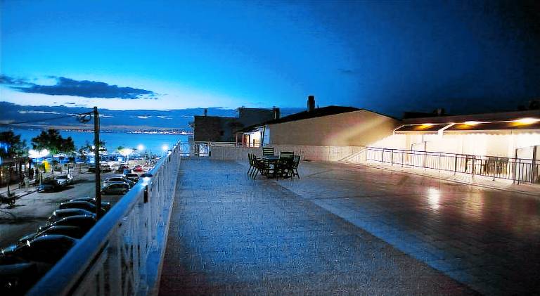 Apartment with terrace & barbecue — photo 5