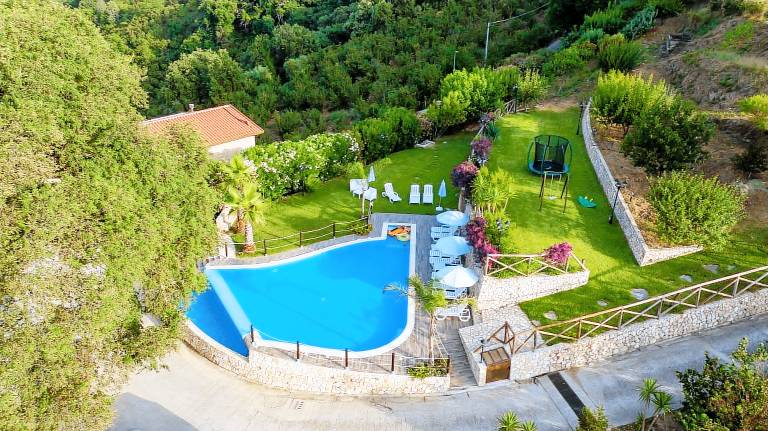Villa 'Arcaloro Resort' with Sea View, Shared Pool and Wi-Fi — photo 2