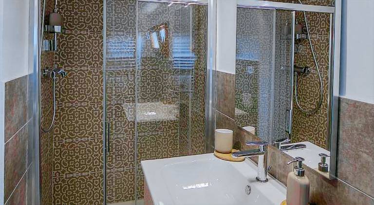 Holiday apartment with 2 rooms for 4 persons — photo 2