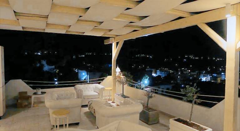 The White Suites — photo 2