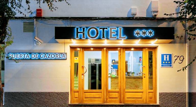 Hotel Puerta de Cazorla — photo 4