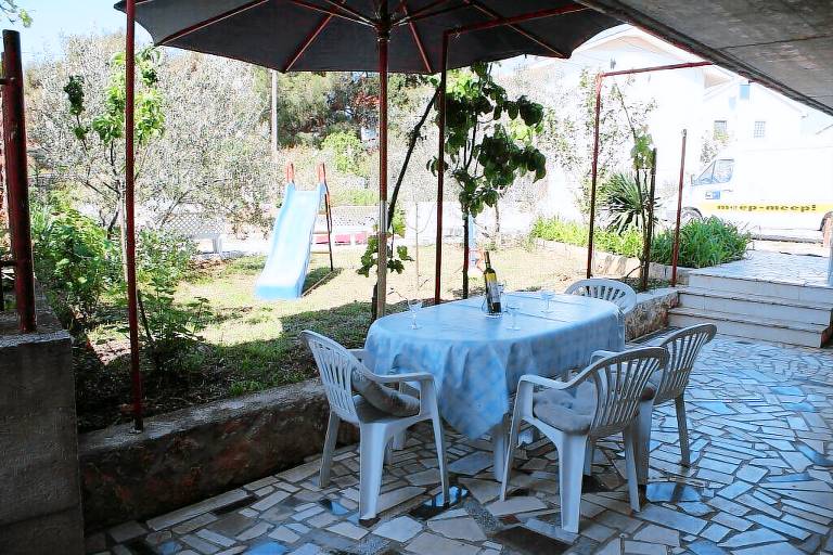 Ferienwohnung Pirovac