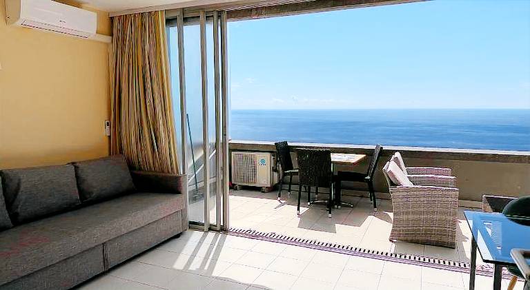 Holiday apartment with patio, yard & pool — photo 5