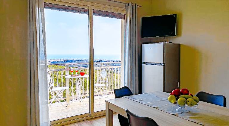 Apartment with terrace & garden | Good for workation — photo 2