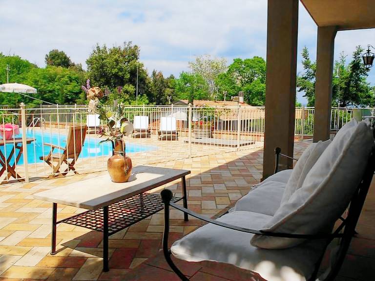 Vacation home with garden, pool & terrace — photo 2