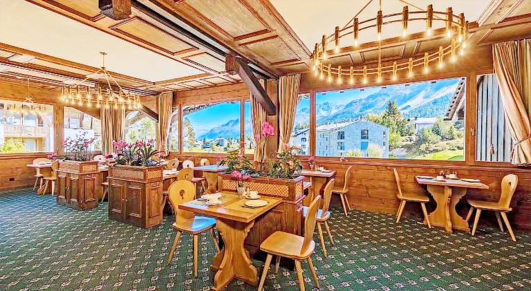 Schweizerhaus Swiss Quality Hotel — photo 3