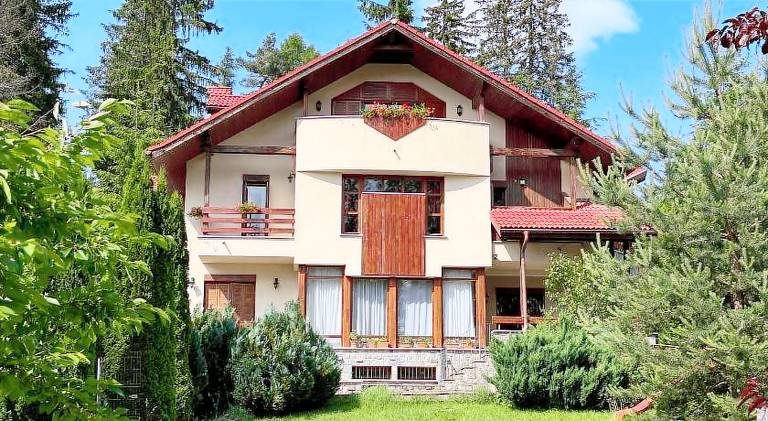 Ample house with jacuzzi | Ski nearby | Pet-friendly in Predeal