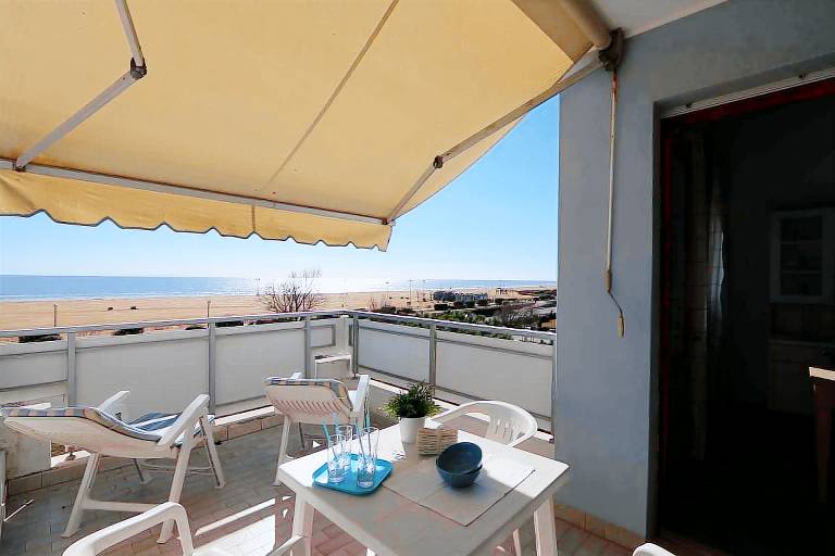 Rental apartment with 3 rooms for 8 persons in Lignano Sabbiadoro