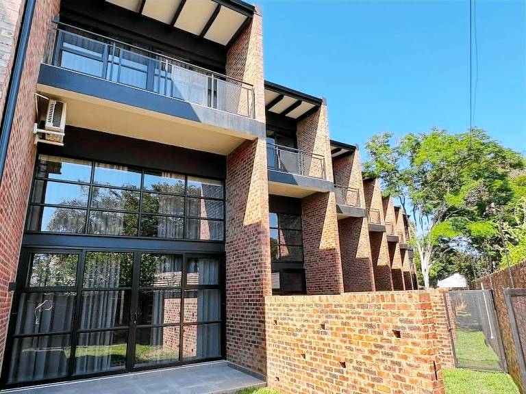 Apartment  Lynnwood Manor