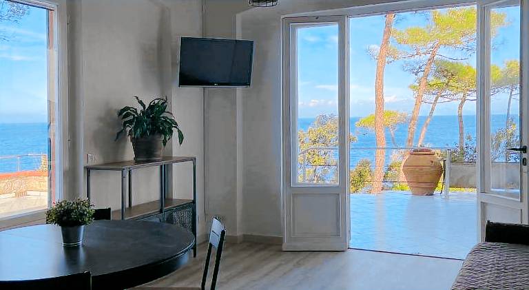 Nice serviced apartment with patio & garden | Pets allowed — photo 2