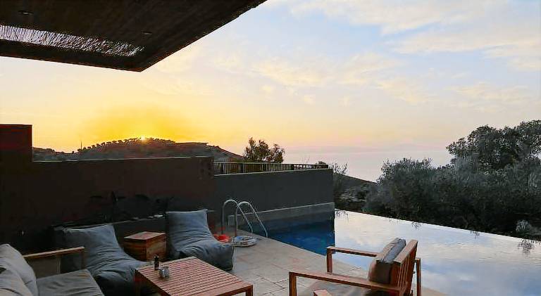 Petres Luxury Villas with heated private pool — photo 2