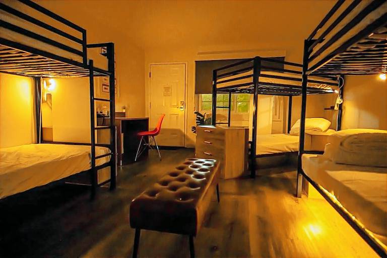 Accommodation  Orange