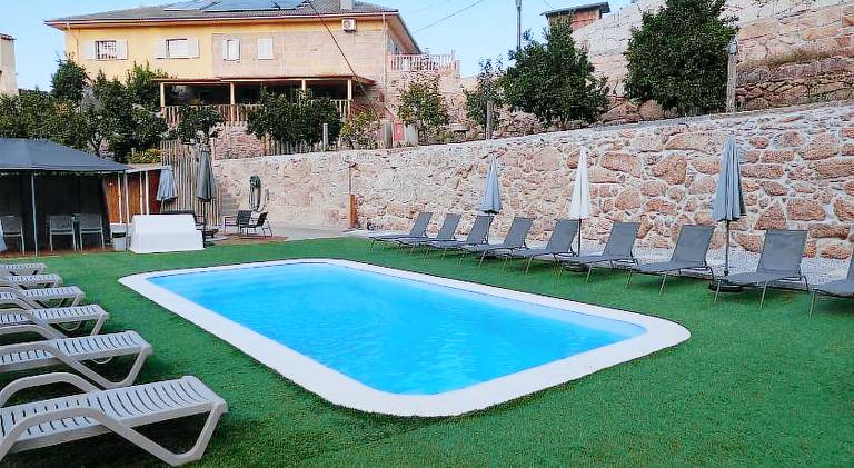 Holiday apartment with barbeque, yard & patio in Viseu