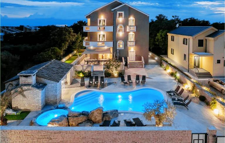 Ferienhaus in Zaton, Petrčane f&uuml;r max. 16 Personen