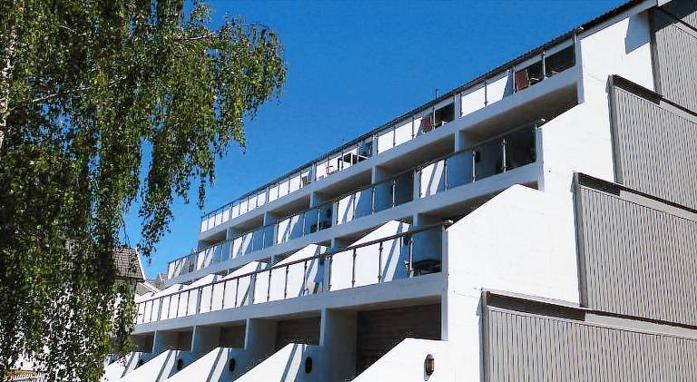 Serviced apartment with terrace & yard in Kristiansand