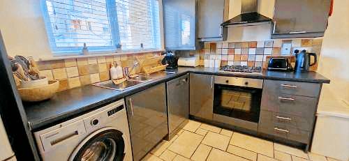House  Annfield