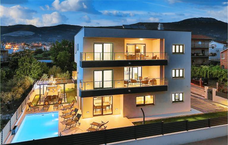 House  Kaštel Stari