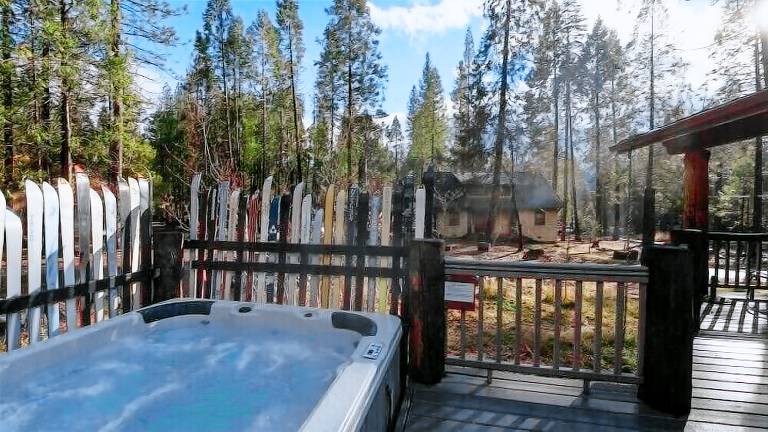 House Yosemite West