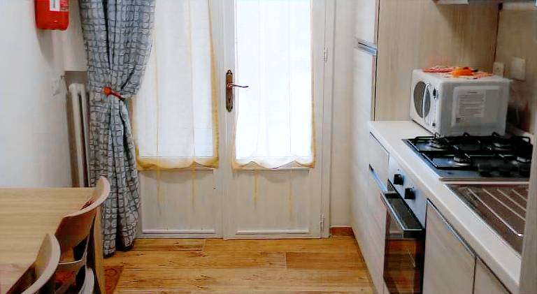 Apartment with 1 room for 4 persons — photo 4