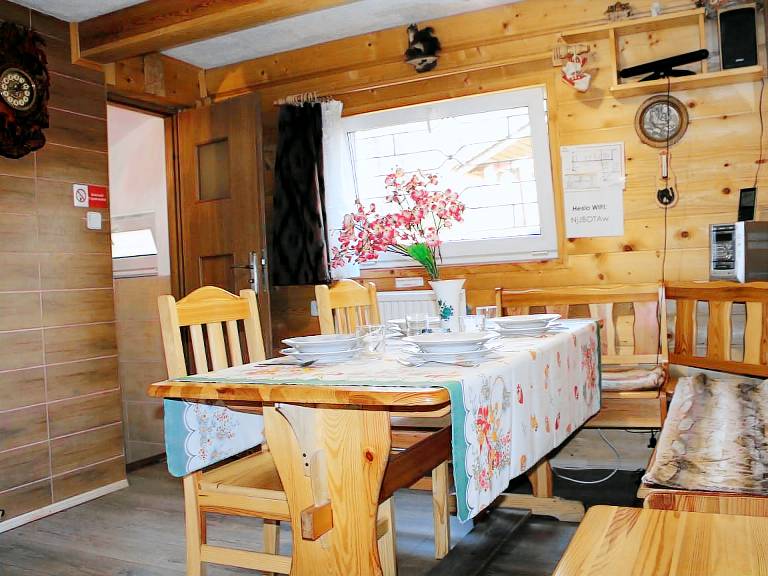 Wonderful house with yard, terrace & sauna | Mountain view | Pet-friendly — photo 4