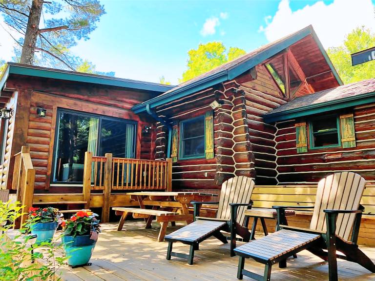 Cabin  Madge