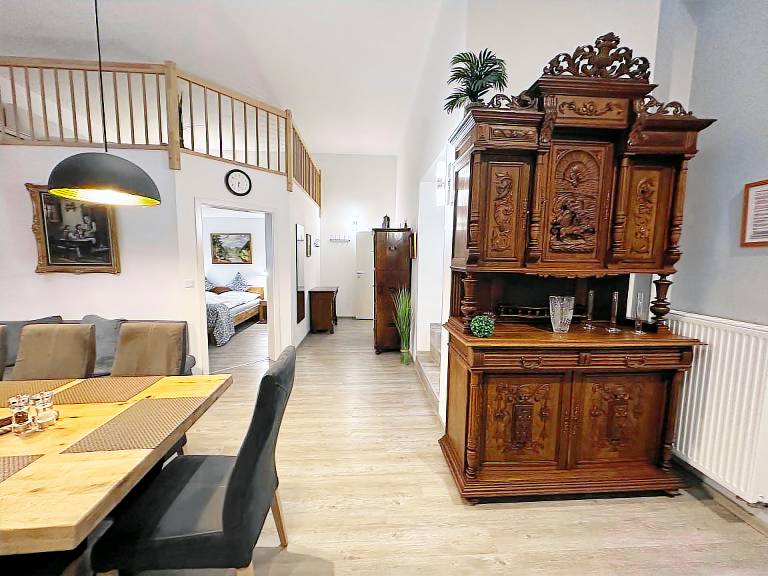 Ferienwohnung Weisenheim am Berg