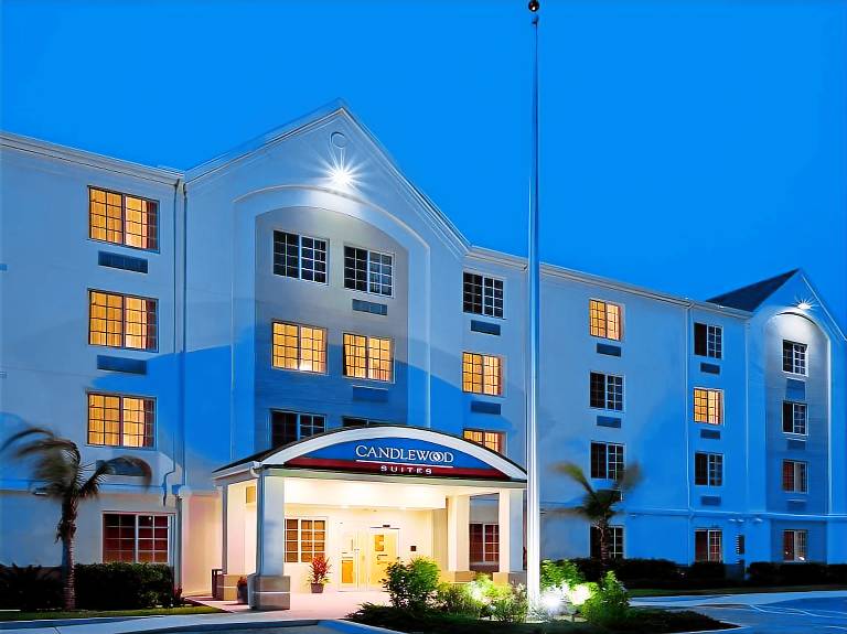 Candlewood Suites Melbourne-Viera By IHG in Melbourne, FL