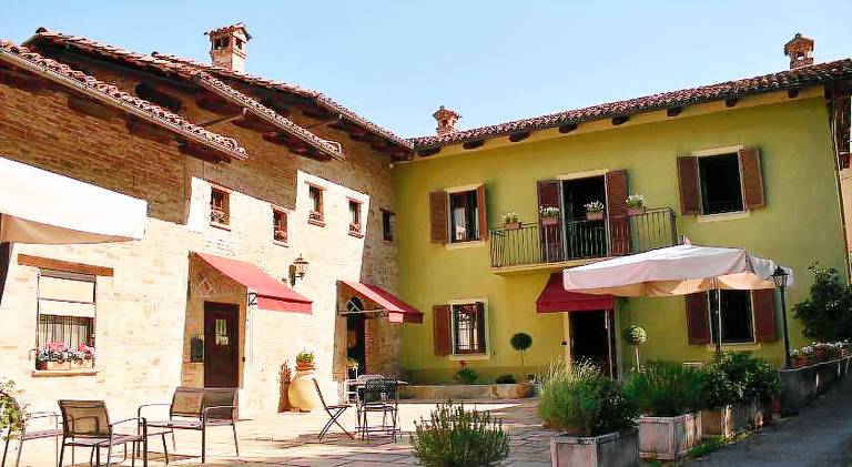 Tra Arte e Querce in Monforte d'Alba