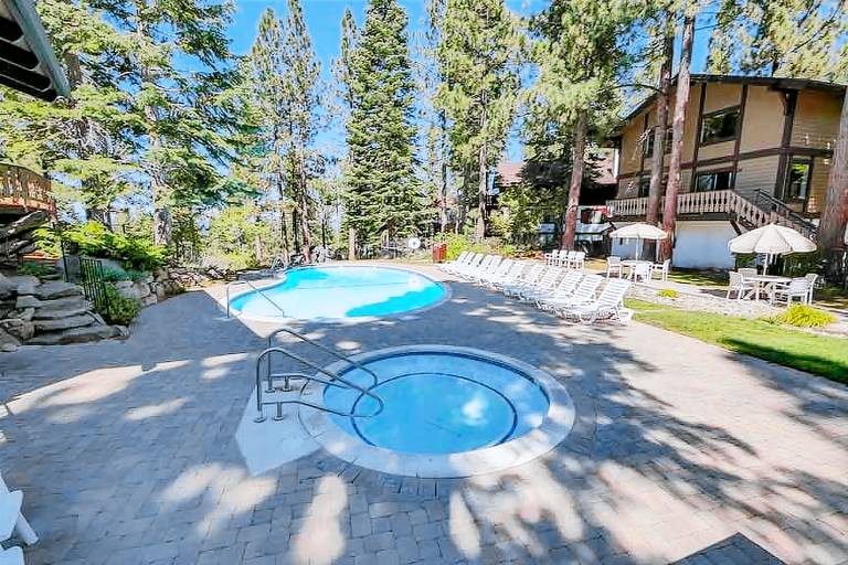 1228 Timber Lane