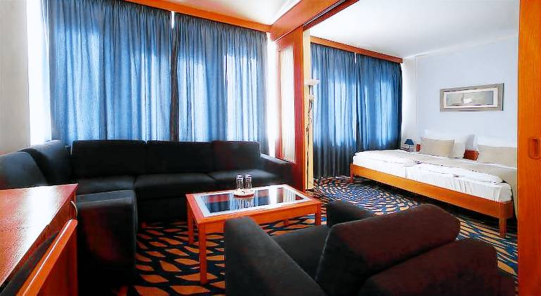 Hotel Central — photo 2