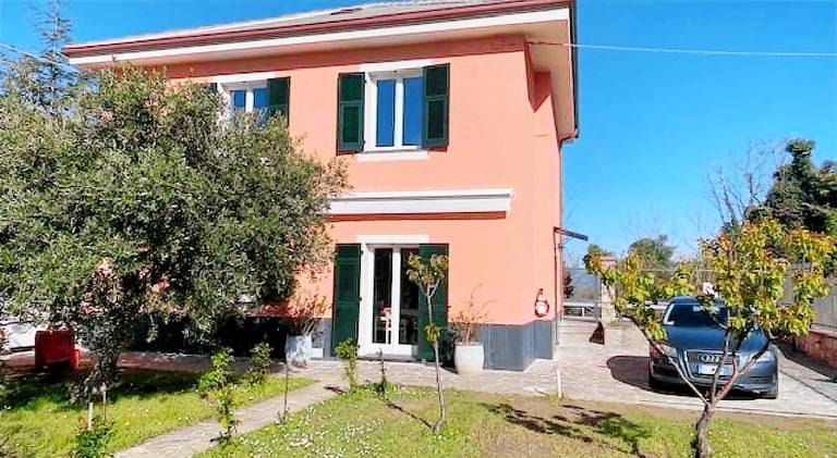 Villa | Pets allowed in Lavagna