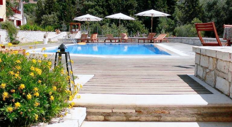 Apartment with patio, garden & private pool | Close to the beach | Suitable for remote work | Pets allowed — photo 2