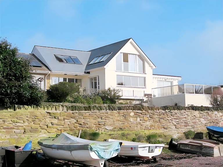 Seaflowers in Kingsbridge