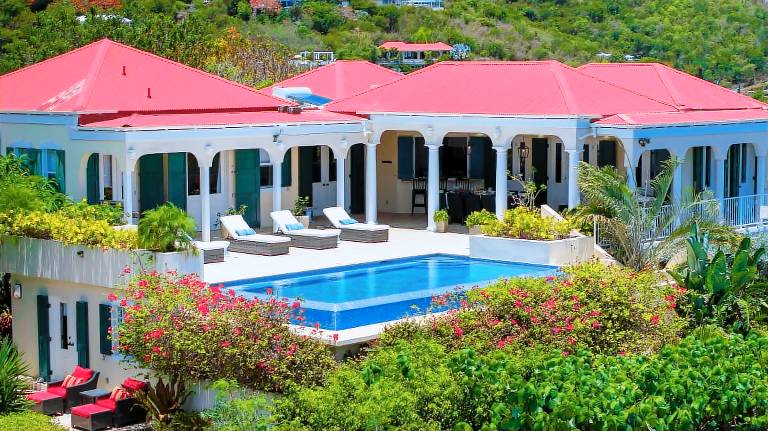 Villa Chocolate Hole