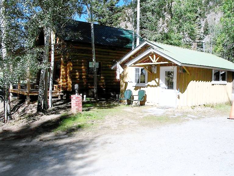 House  Lake City