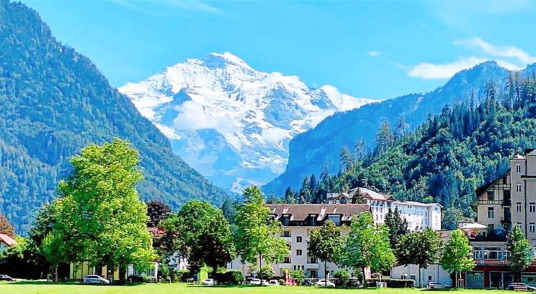 Eiger, Jungfrau, luxury garden apartment in Grindelwald