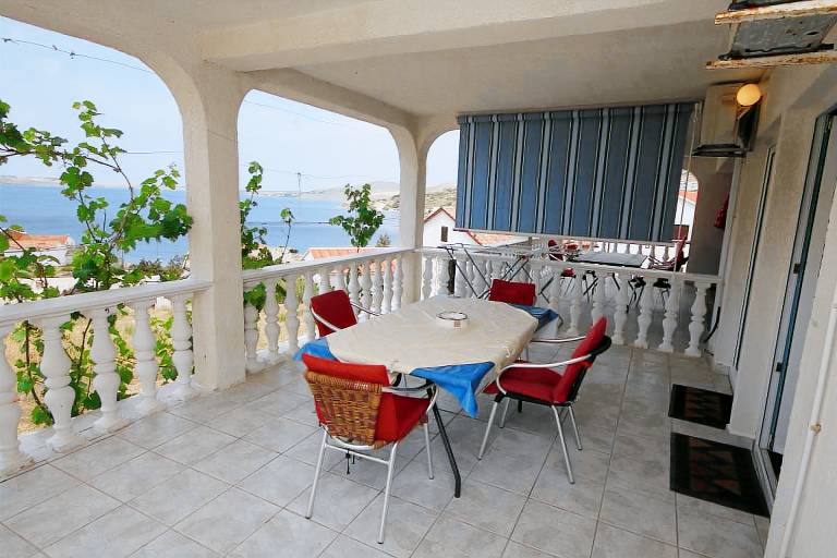 Apartman Metajna