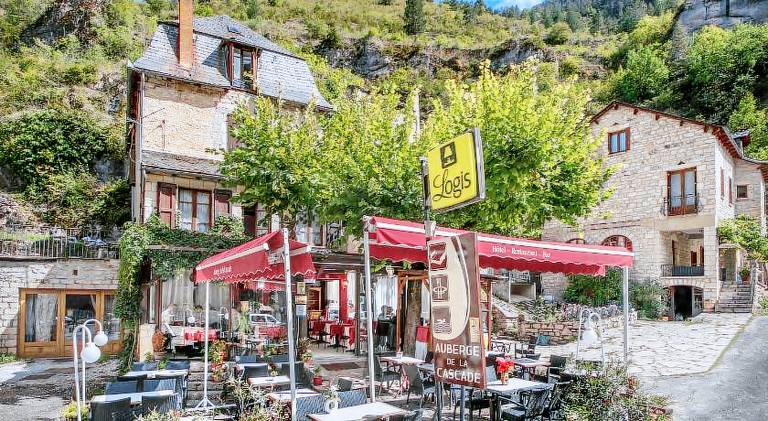 Logis Hotel restaurant Auberge de la Cascade — photo 5