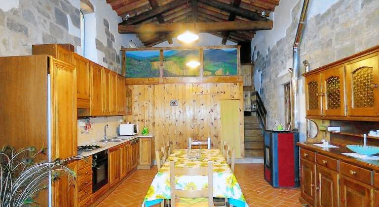 House with 2 rooms for 5 persons — photo 4