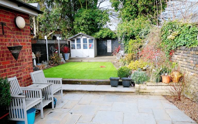 Cottage Cheshunt