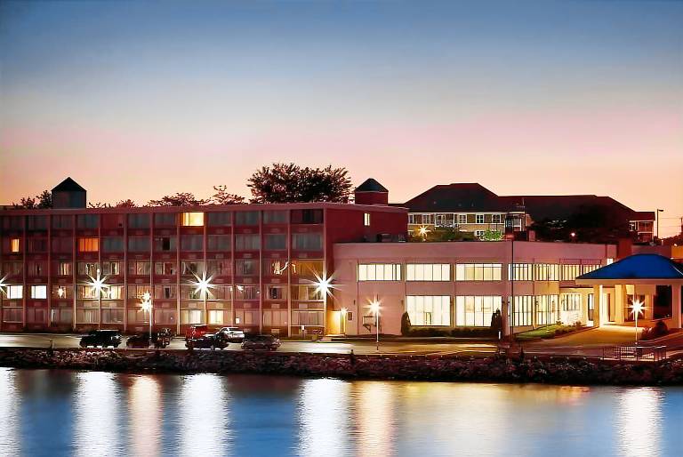 Wyndham Garden Kenosha Harborside in Kenosha, WI