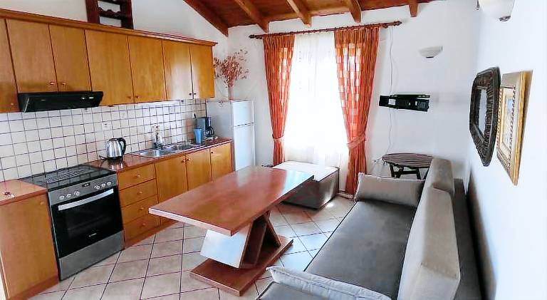 Serviced apartment with garden & terrace | Pets are welcome — photo 3