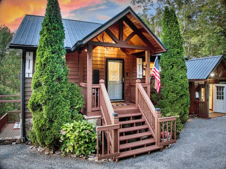 House Hiawassee
