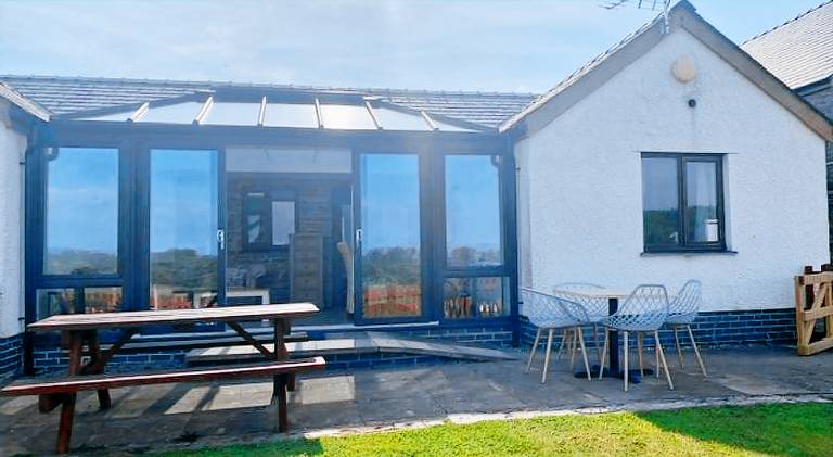 Vacation home with pool in Aberystwyth