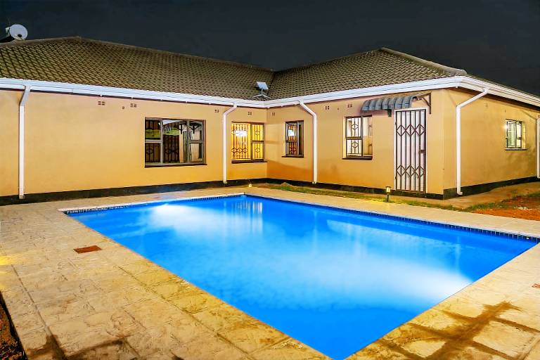House  Harare East